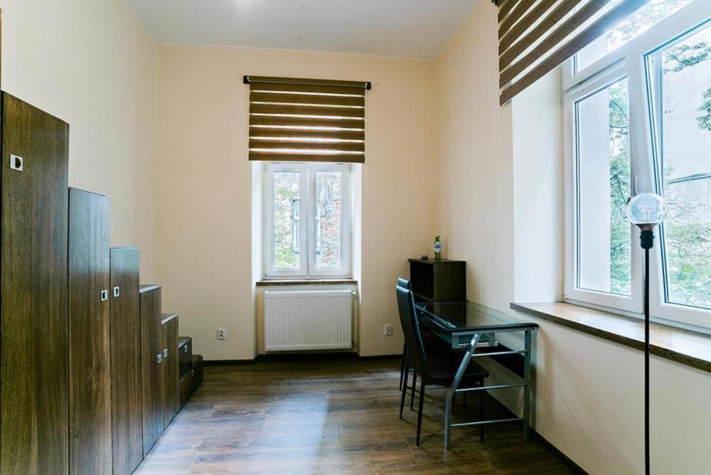كراكوفيا Cozy & Big Rooms In Old Town المظهر الخارجي الصورة